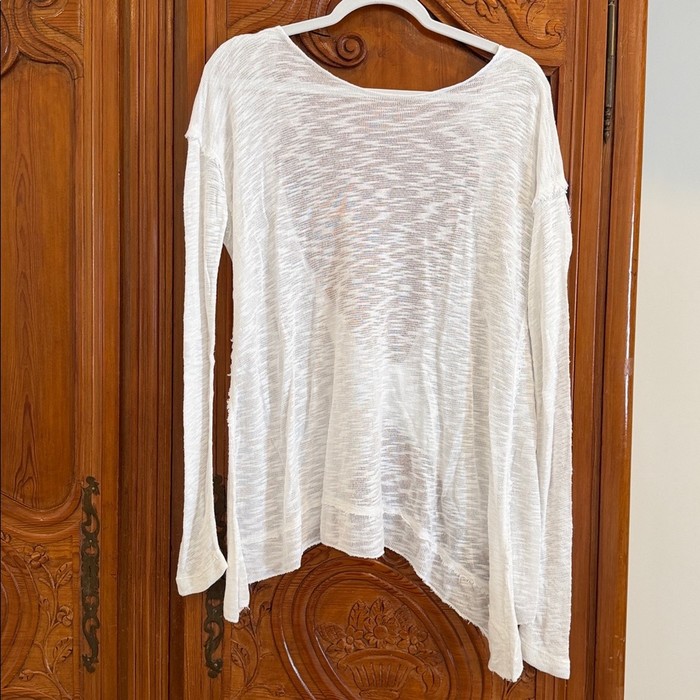 Women’s DYI, twist back long sleeve light sweater, size L, athleisure top